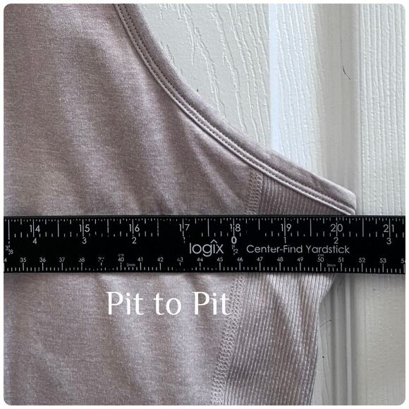 Old Navy Sleeveless CozeCore Mock-Neck Cropped Top Size XL Workout Gym - Picture 8 of 10